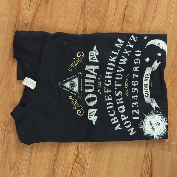 Graphic Tee - Picture 1 of 1